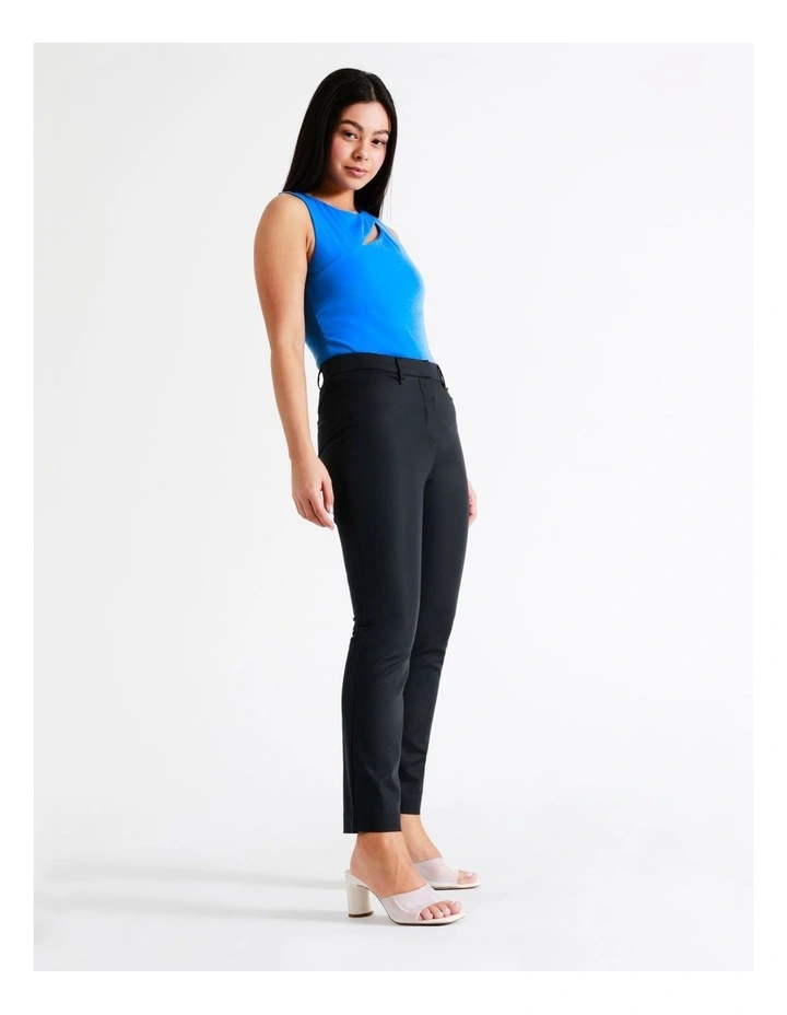 Maya Mid Rise Cropped Organic Cotton Sateen Pants In Navy - Image 5