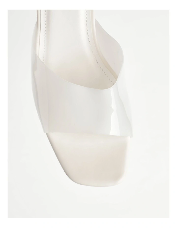 Reign Sandal In Vanilla - Image 3