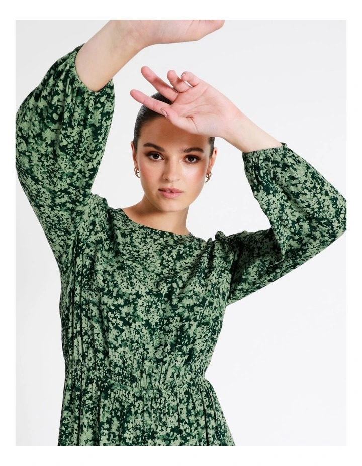 Blouson Sleeve Midi Dress In Green - Image 5